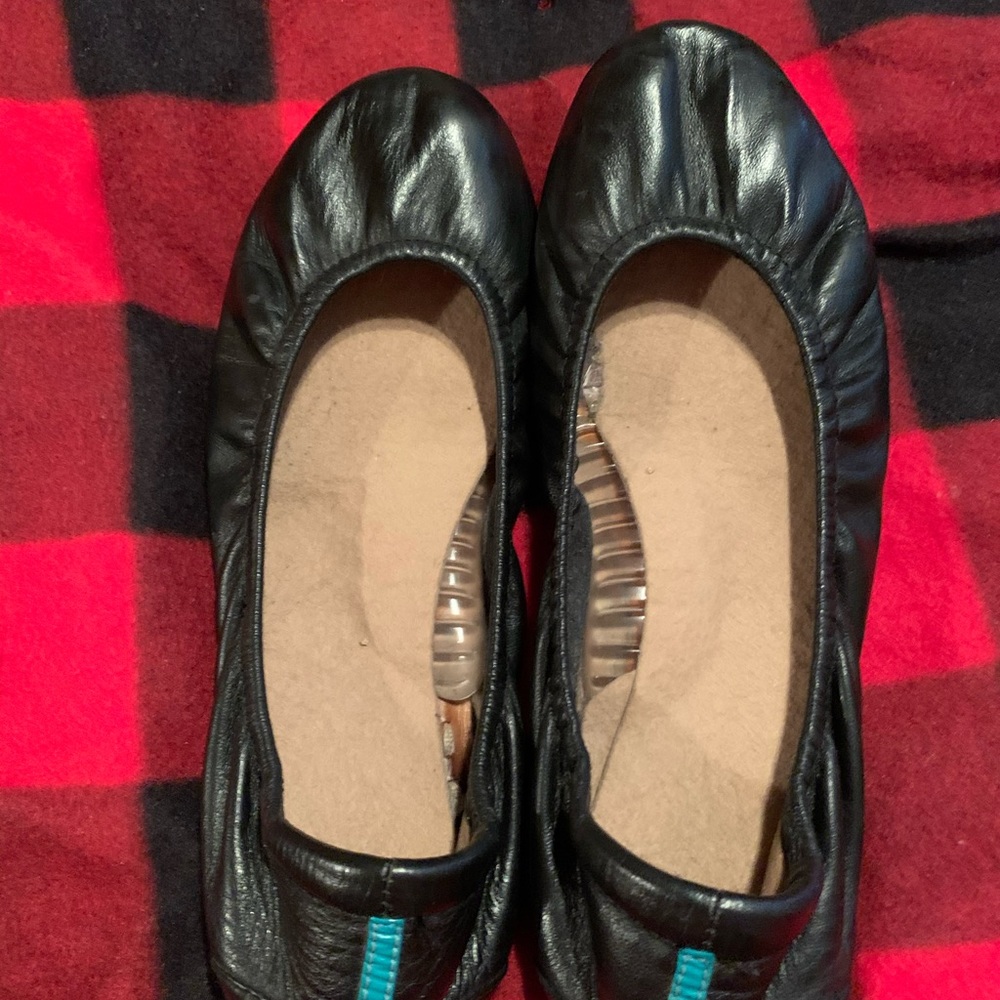 Tieks Matte black size 8